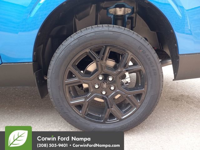 New 2025 Ford Maverick Lariat w/ Black Appearance Package image 28