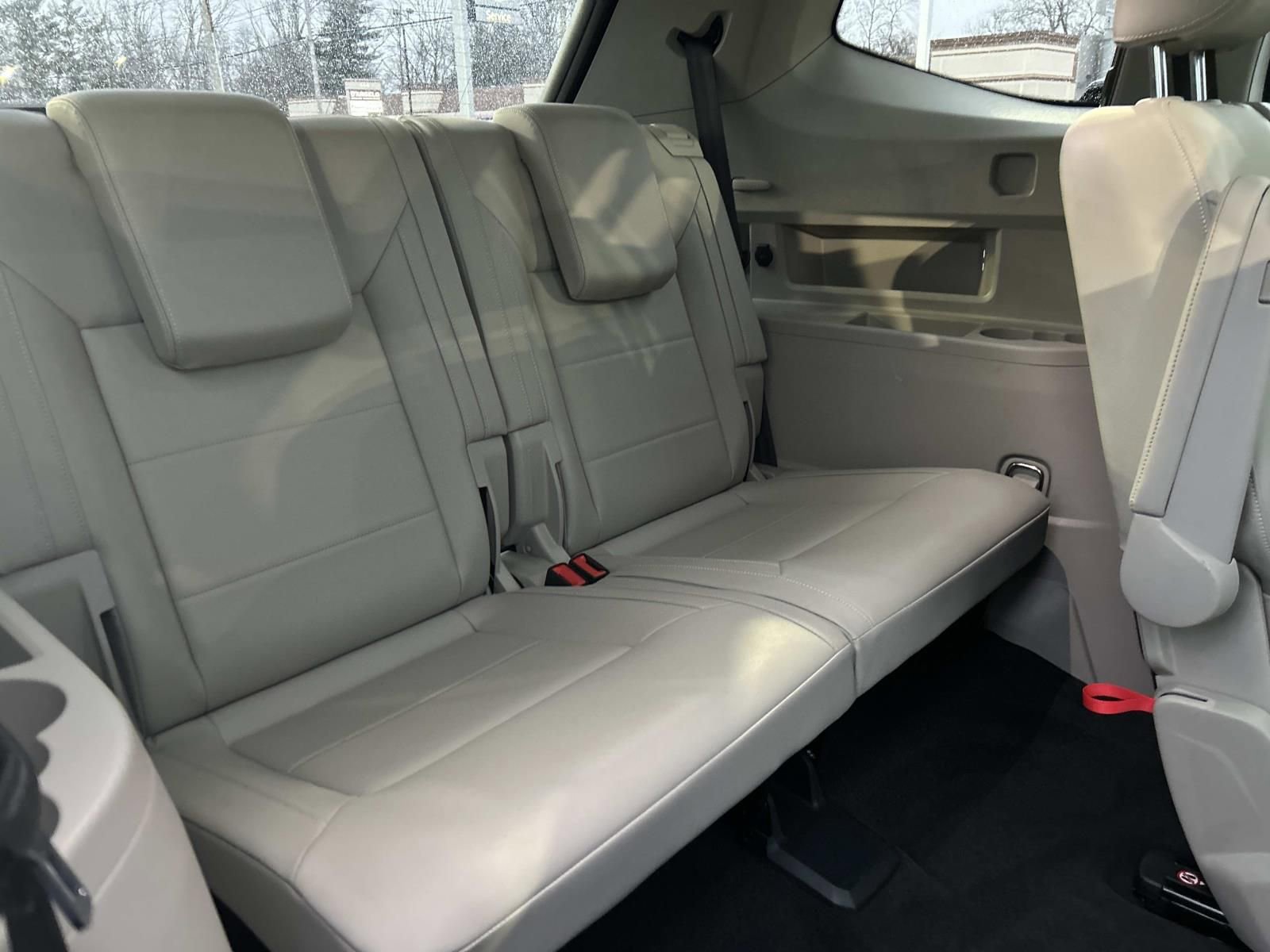 Certified 2022 Volkswagen Atlas SE image 15