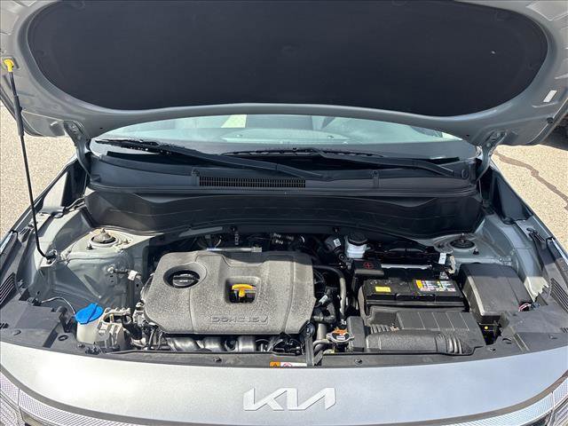 Used 2022 Kia Seltos EX image 23