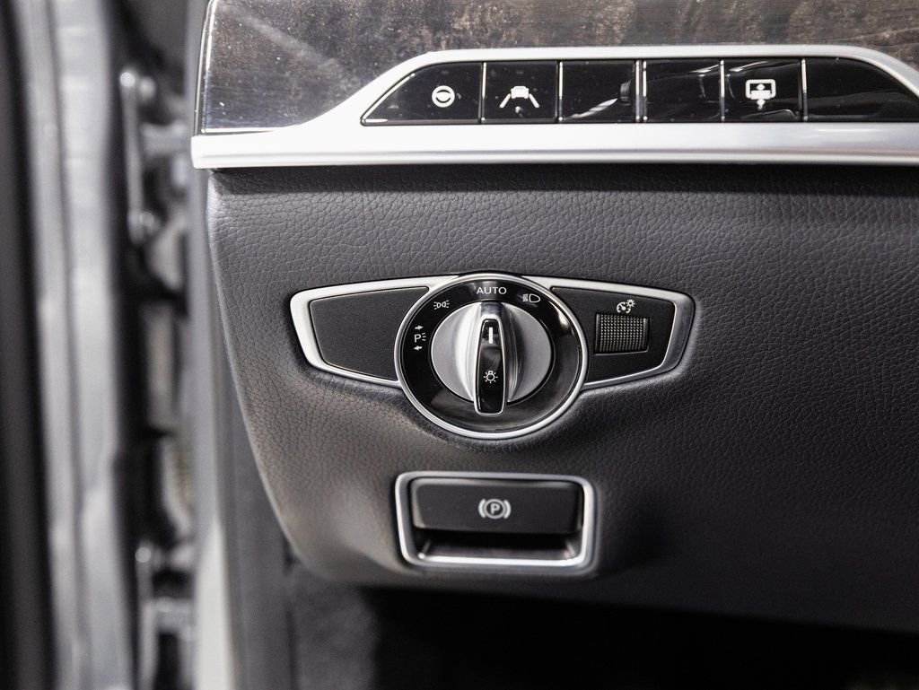 Used 2020 Mercedes-Benz S 560 4MATIC Sedan image 10