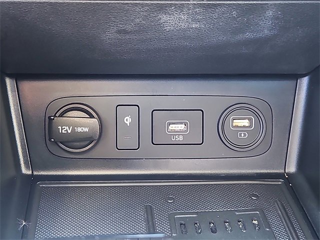 Used 2020 Hyundai Sonata Limited w/ Winter Weather Package image 18