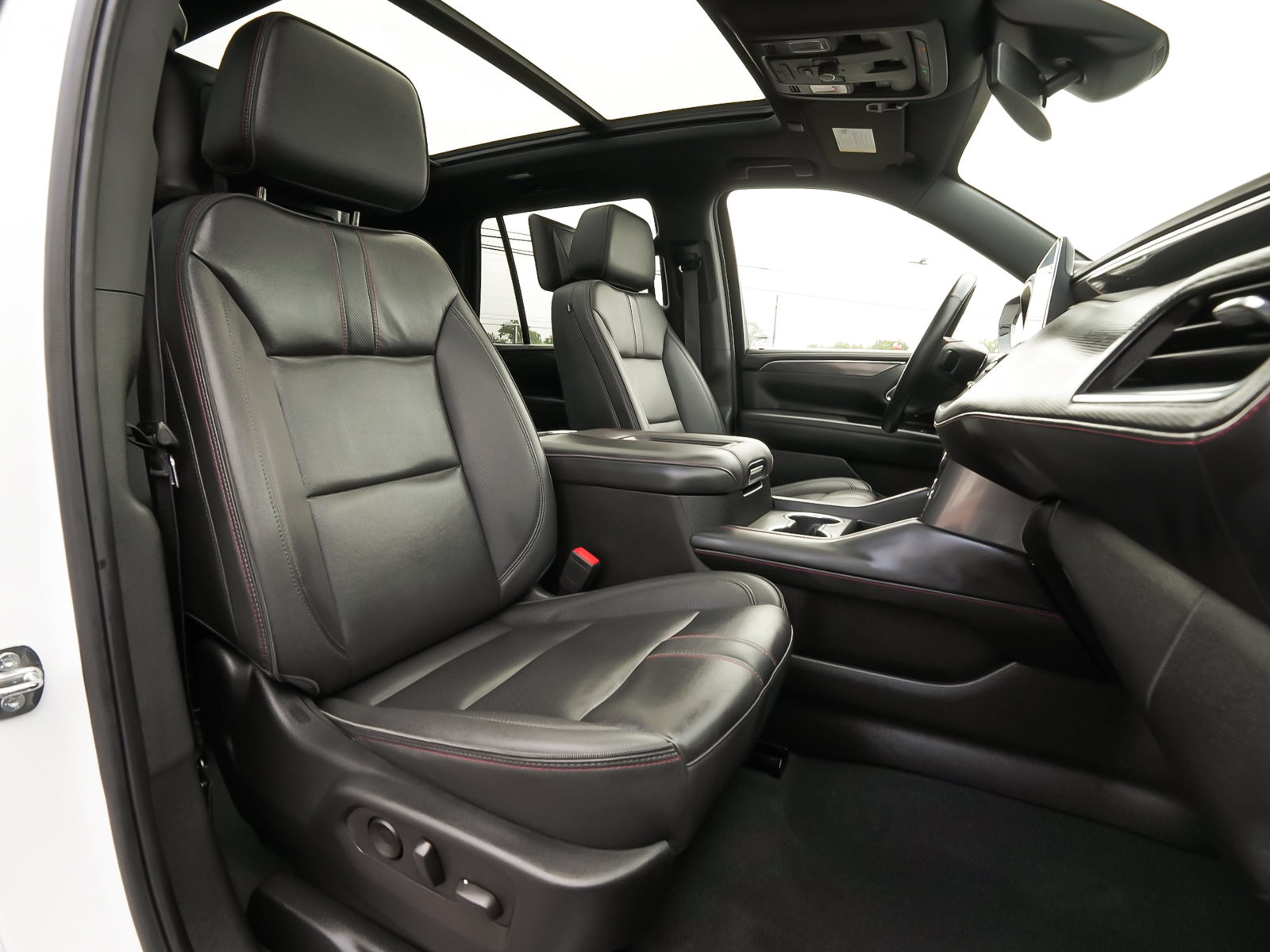 Used 2023 Chevrolet Tahoe RST w/ Luxury Package AWD/4WD image 49