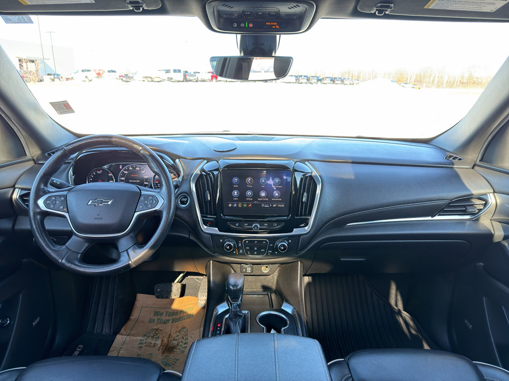 Used 2022 Chevrolet Traverse Premier w/ Redline Edition AWD/4WD image 21