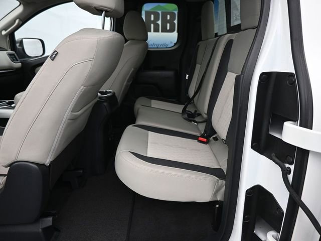 Used 2024 Nissan Titan SV w/ Accessory Utility Package image 8