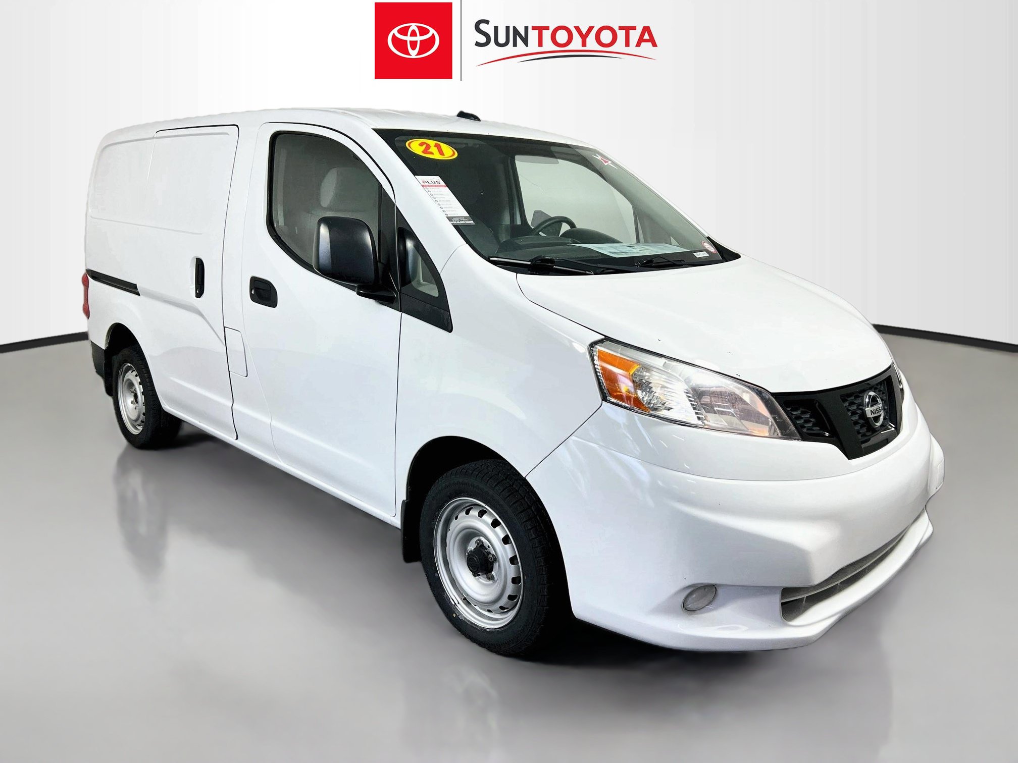 Used 2021 Nissan NV200 S FWD image 1
