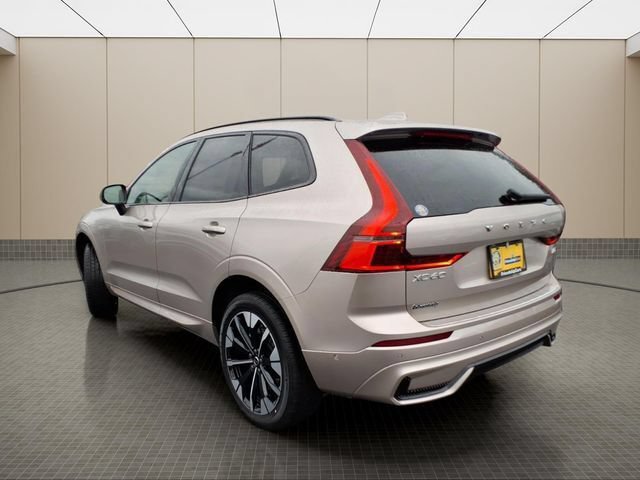 New 2026 Volvo XC60 B5 Plus w/ Protection Package Premier AWD/4WD image 7