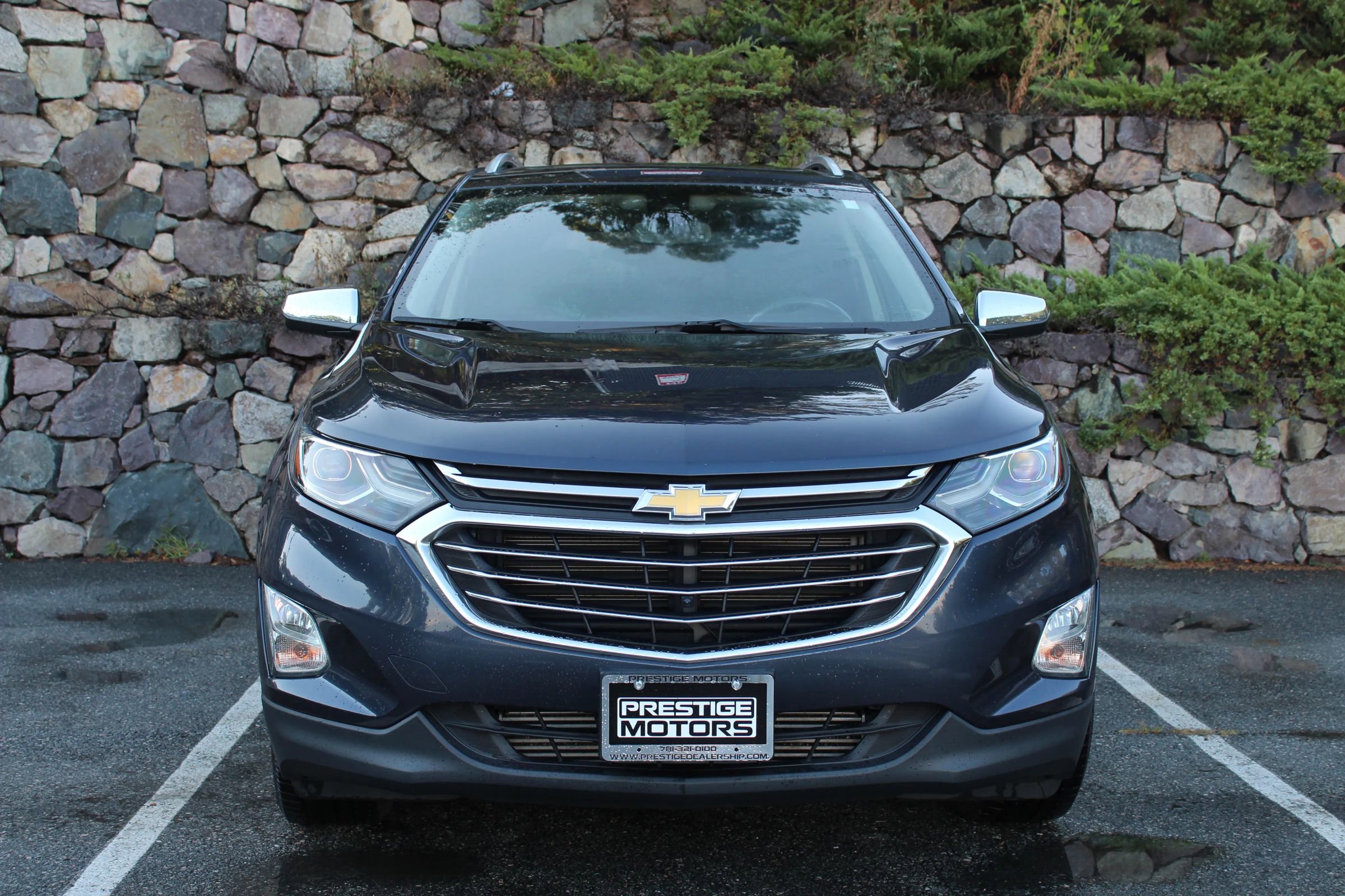 Used 2018 Chevrolet Equinox Premier image 3