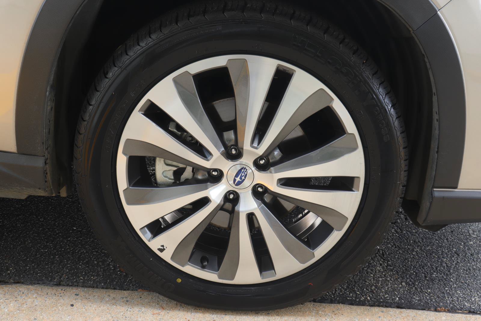 Used 2019 Subaru Ascent Limited w/ Popular Package #3 AWD/4WD image 42