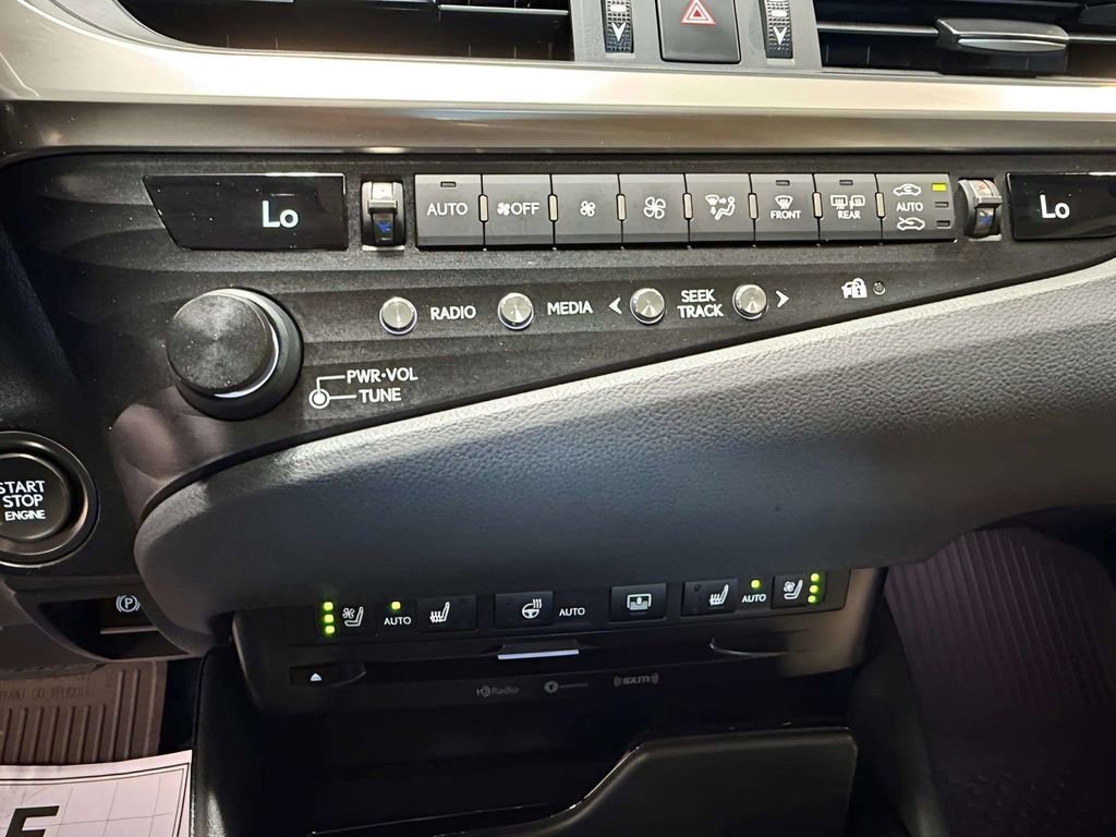 Used 2019 Lexus ES 350 w/ Accessory Package FWD image 30