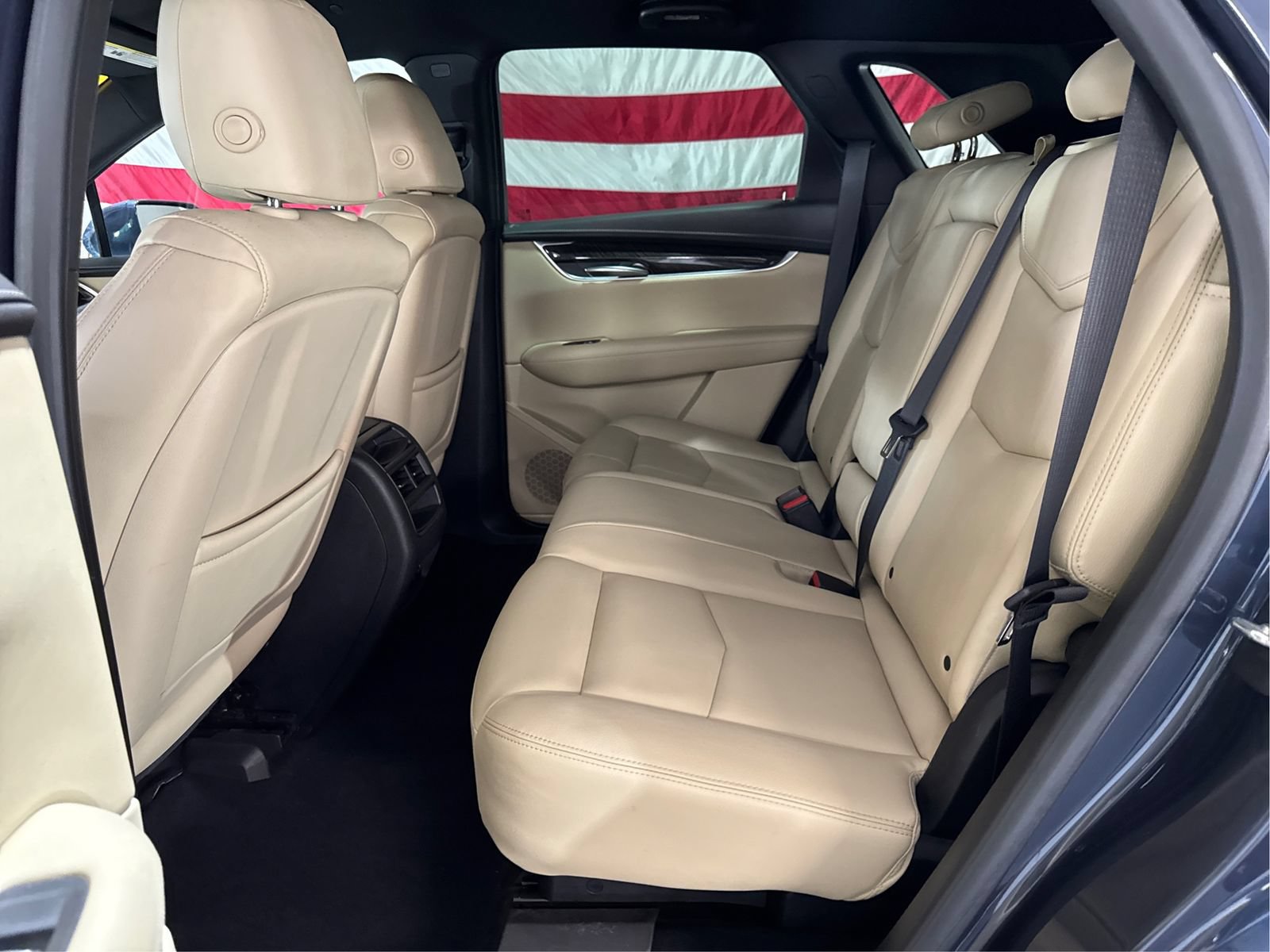 Used 2018 Cadillac XT5 AWD image 10