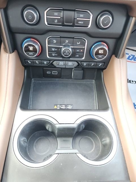 Used 2024 Chevrolet Tahoe High Country image 35