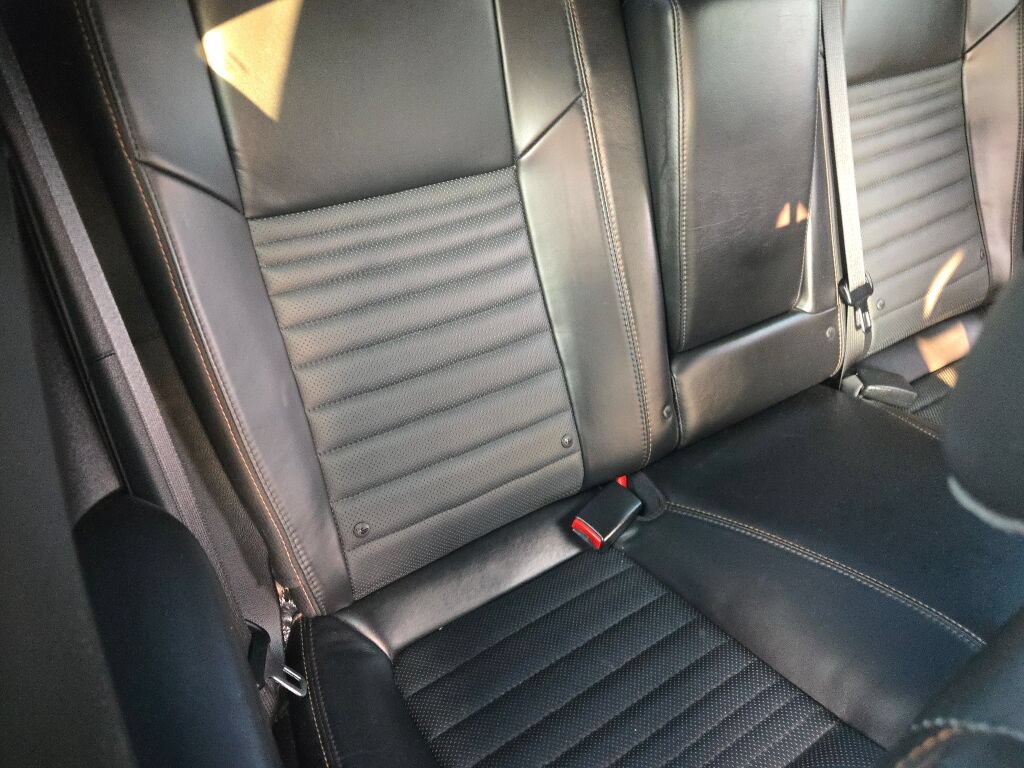 Used 2015 Dodge Challenger R/T Plus RWD image 5