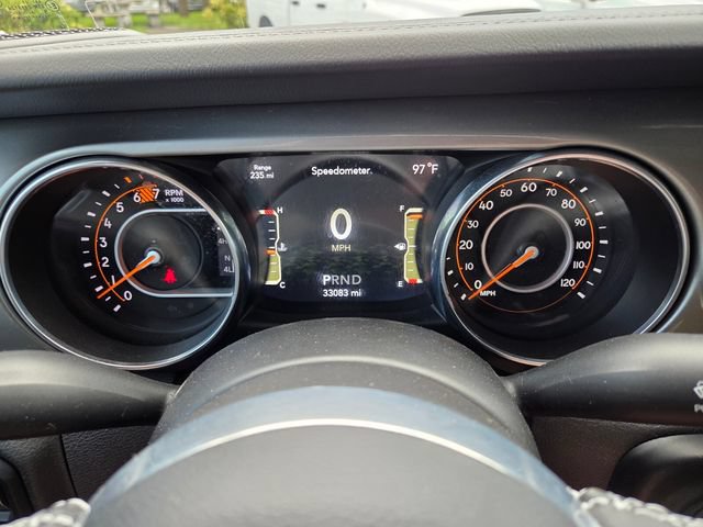 Used 2022 Jeep Wrangler Unlimited Sahara AWD/4WD image 25