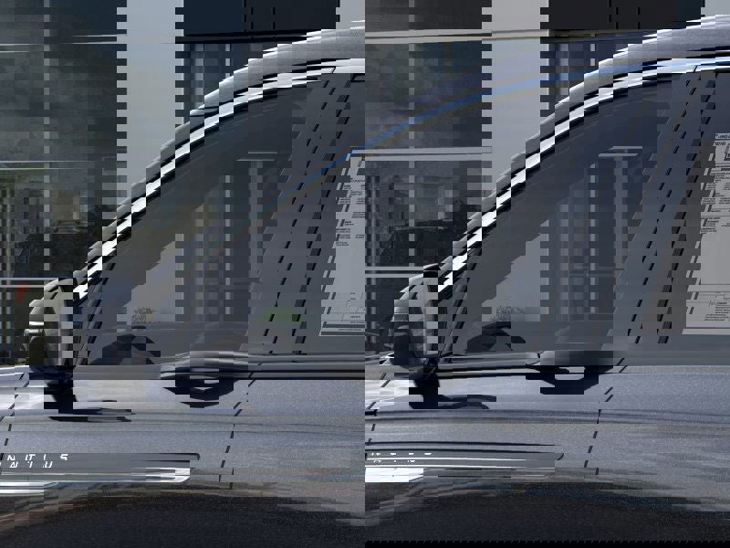 New 2026 Lincoln Nautilus Premier image 20