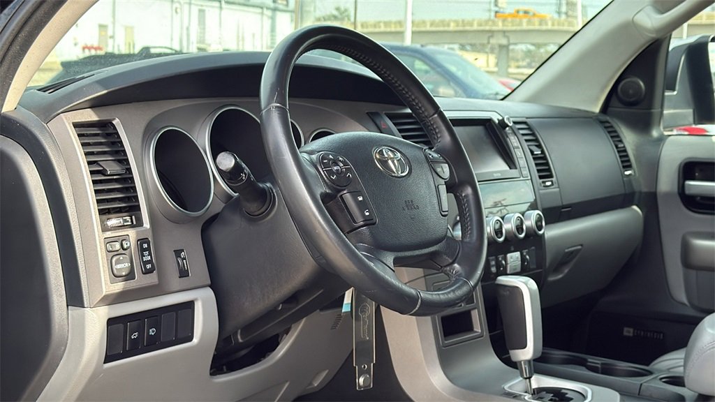 Used 2013 Toyota Sequoia Limited image 11