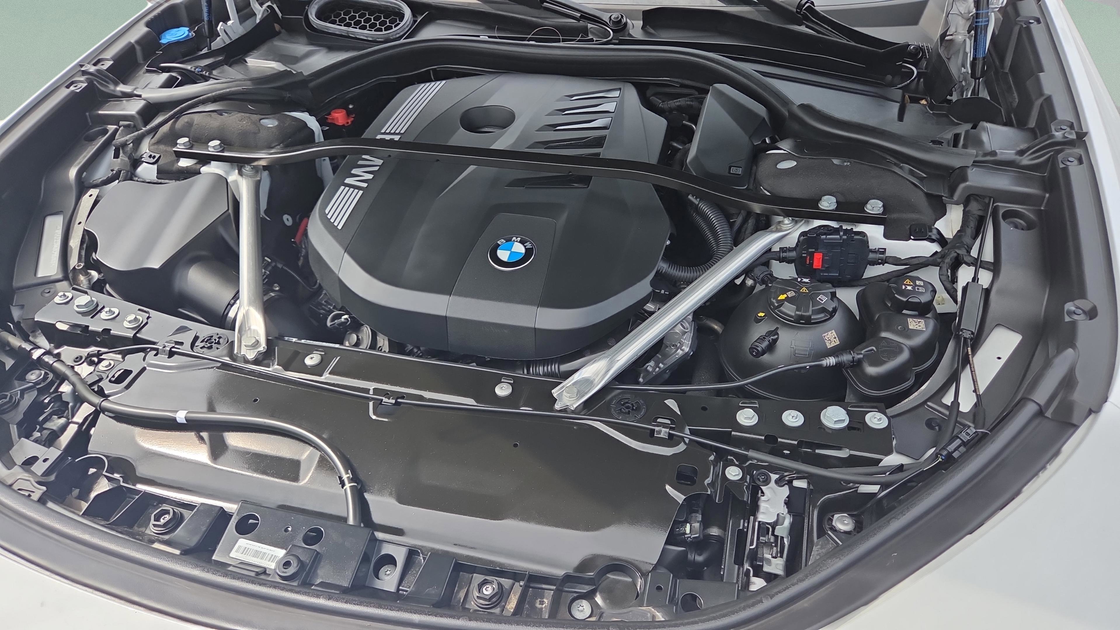 Used 2024 BMW 740i w/ Executive Package RWD image 18
