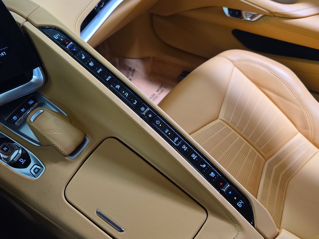 Used 2023 Chevrolet Corvette Stingray Premium Conv w/ Battery Protection Package RWD image 25