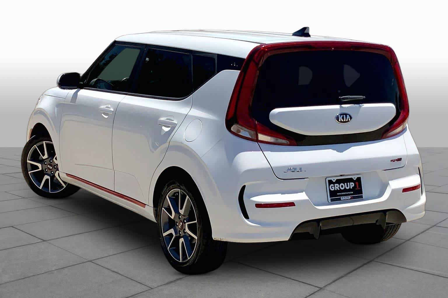 Used 2020 Kia Soul GT-Line FWD image 12