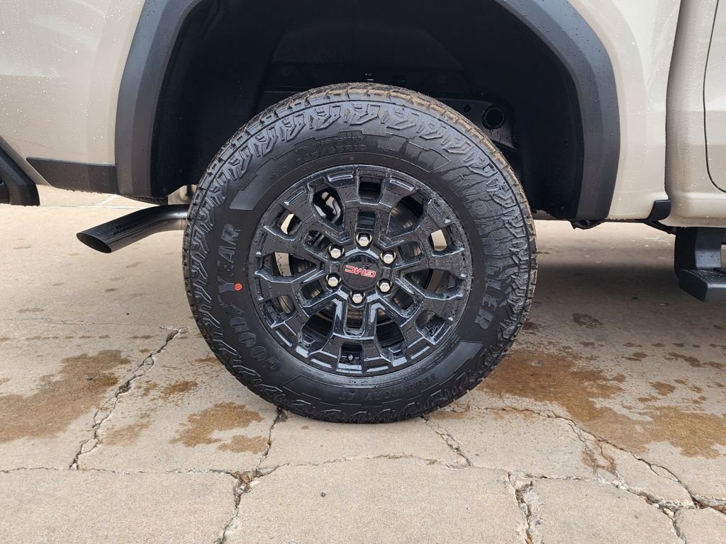 New 2026 GMC Canyon Elevation w/ Convenience Package image 50