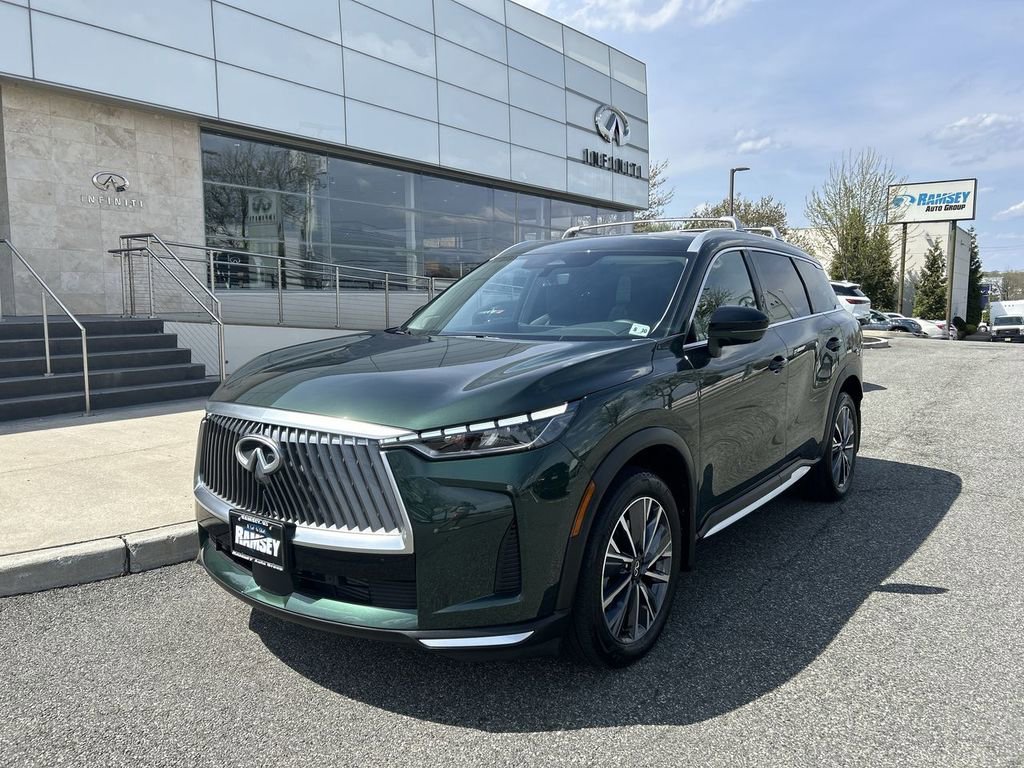 Certified 2026 INFINITI QX60 Luxe w/ Cargo Package AWD/4WD image 4
