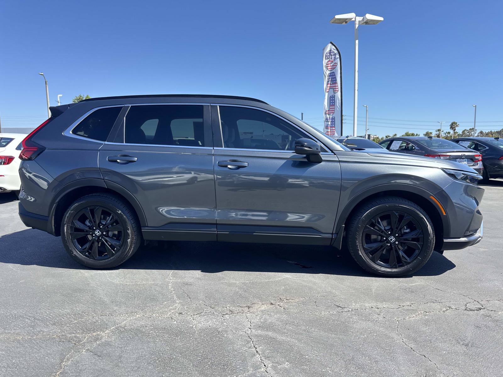 Used 2024 Honda CR-V Sport Touring image 6