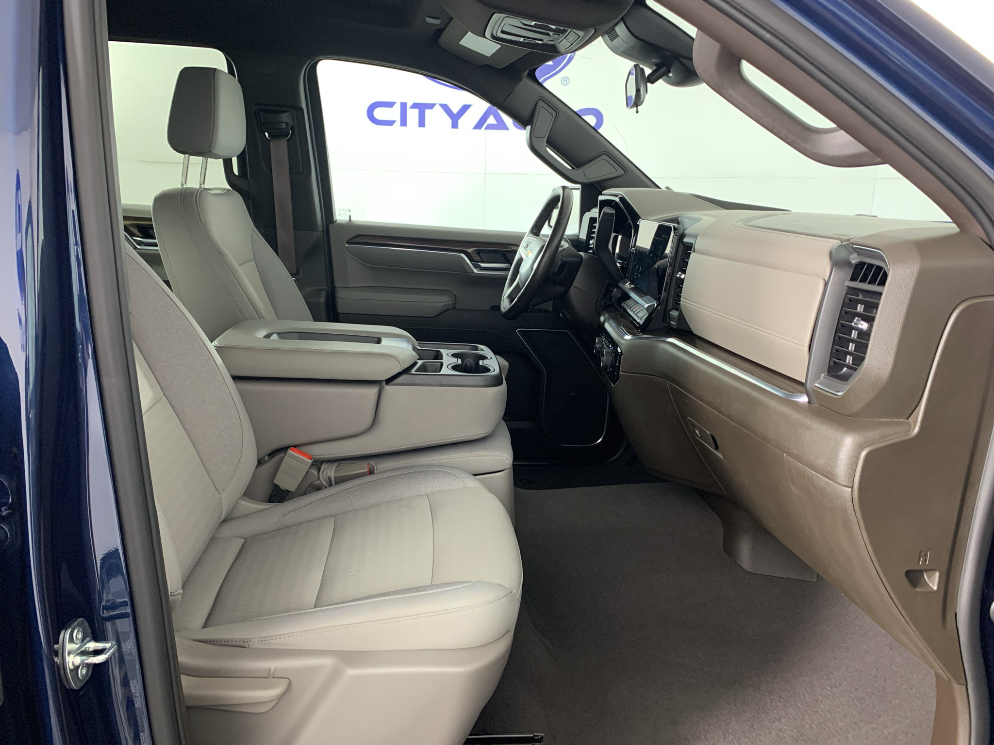 Used 2023 Chevrolet Silverado 1500 LT RWD image 34