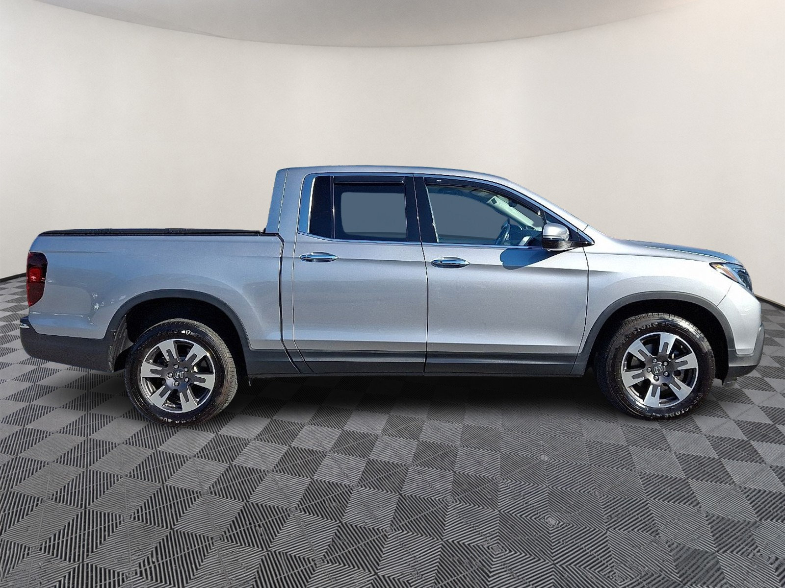 Used 2018 Honda Ridgeline RTL-E image 7