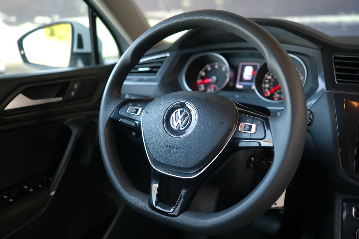 Used 2020 Volkswagen Tiguan S FWD image 47