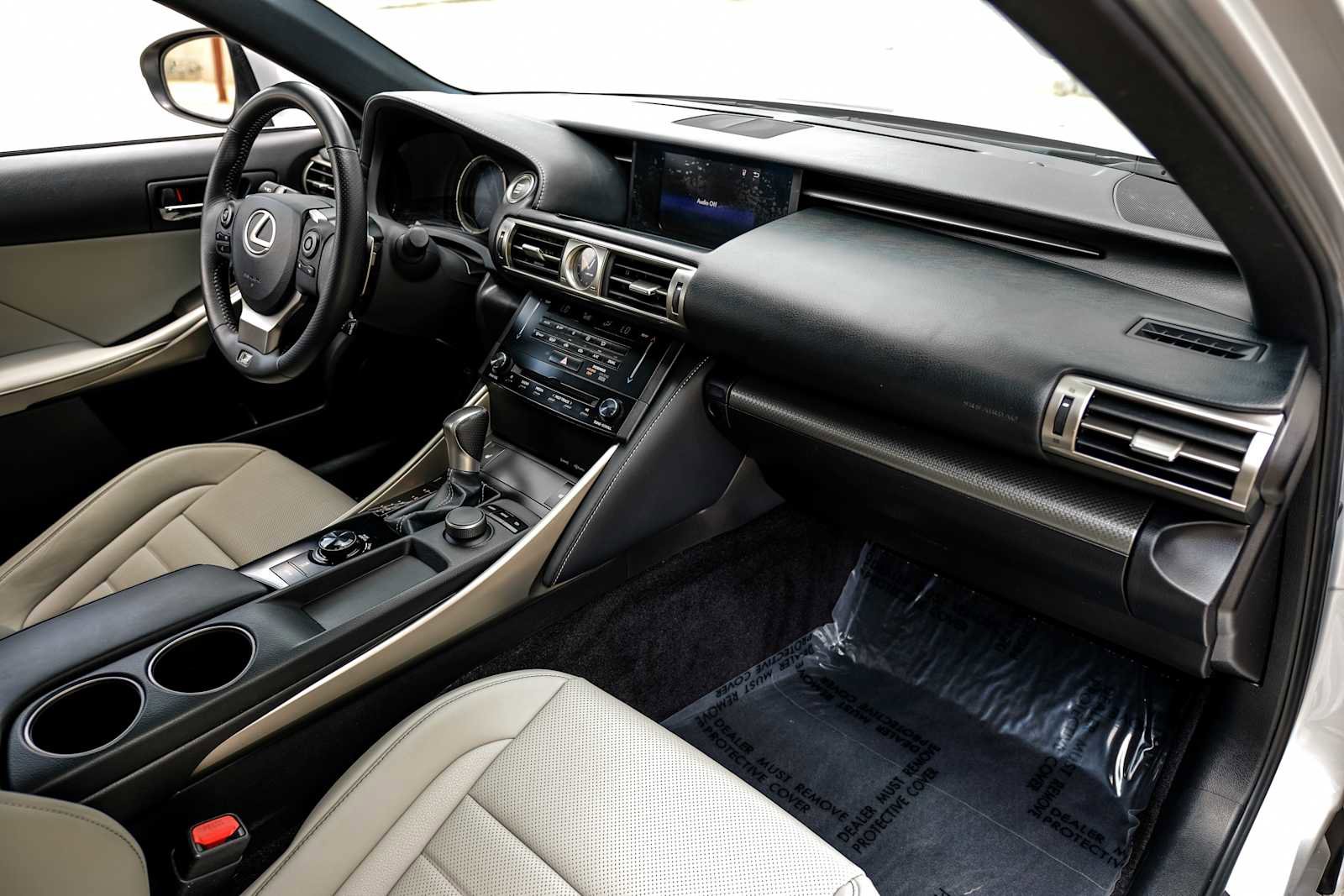 Used 2014 Lexus IS 250 w/ F-Sport Package RWD image 16