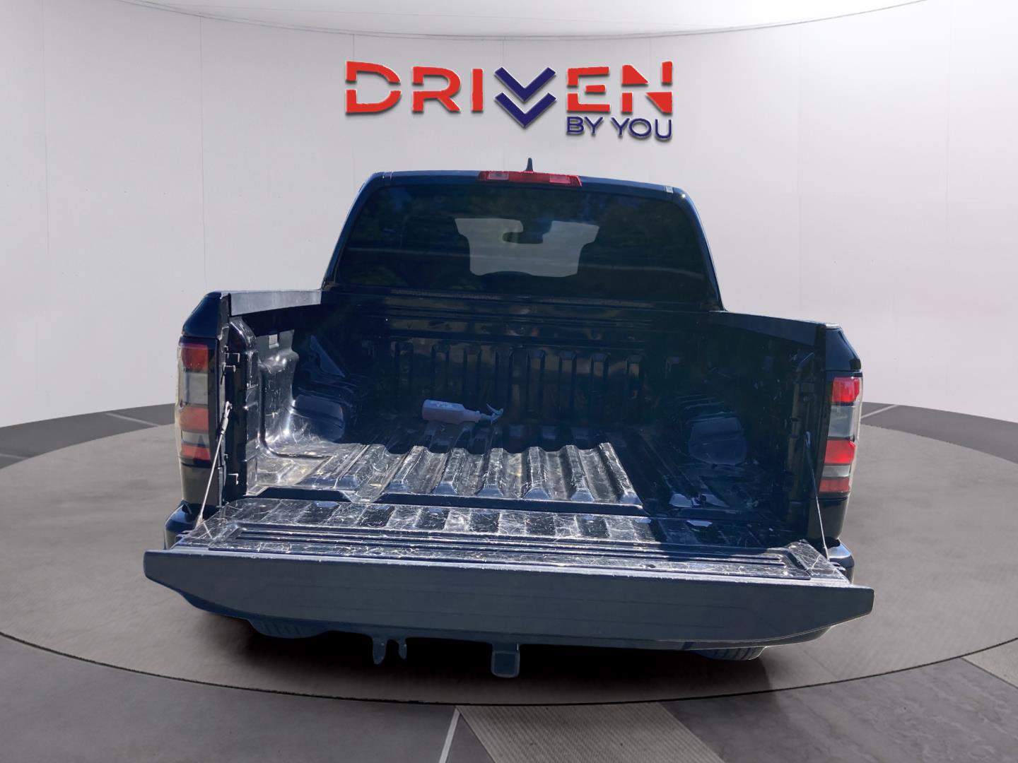 Used 2022 Nissan Frontier S w/ Technology Package image 5