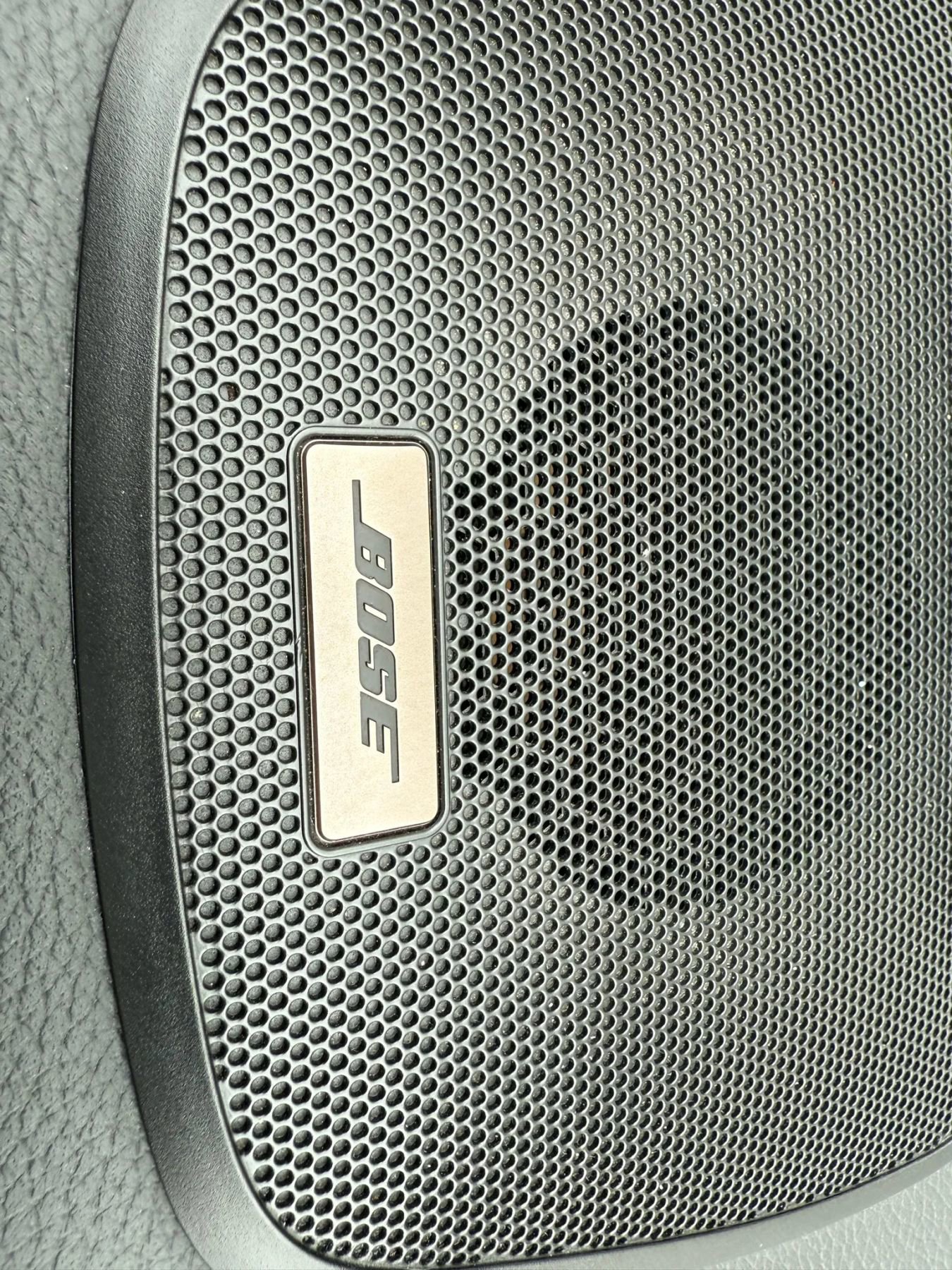 Used 2016 Nissan Rogue SL w/ SL Premium Package image 39