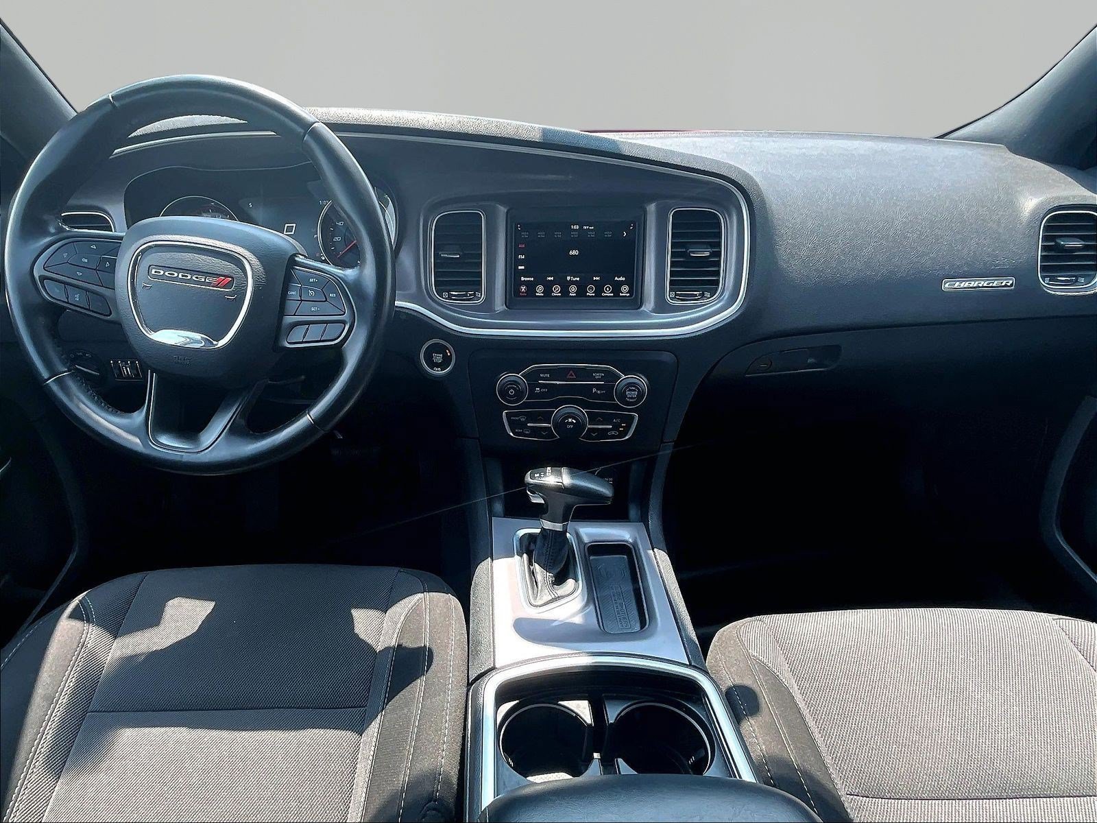 Used 2022 Dodge Charger SXT RWD image 7