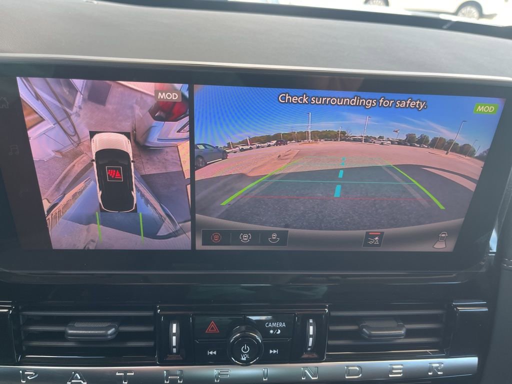 New 2026 Nissan Pathfinder Platinum w/ Cargo Package FWD image 15