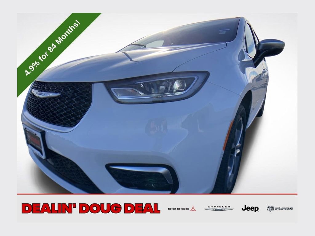 New 2026 Chrysler Pacifica Pinnacle image 1