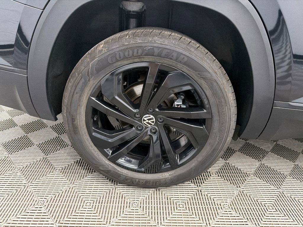 Used 2022 Volkswagen Atlas SE FWD image 18