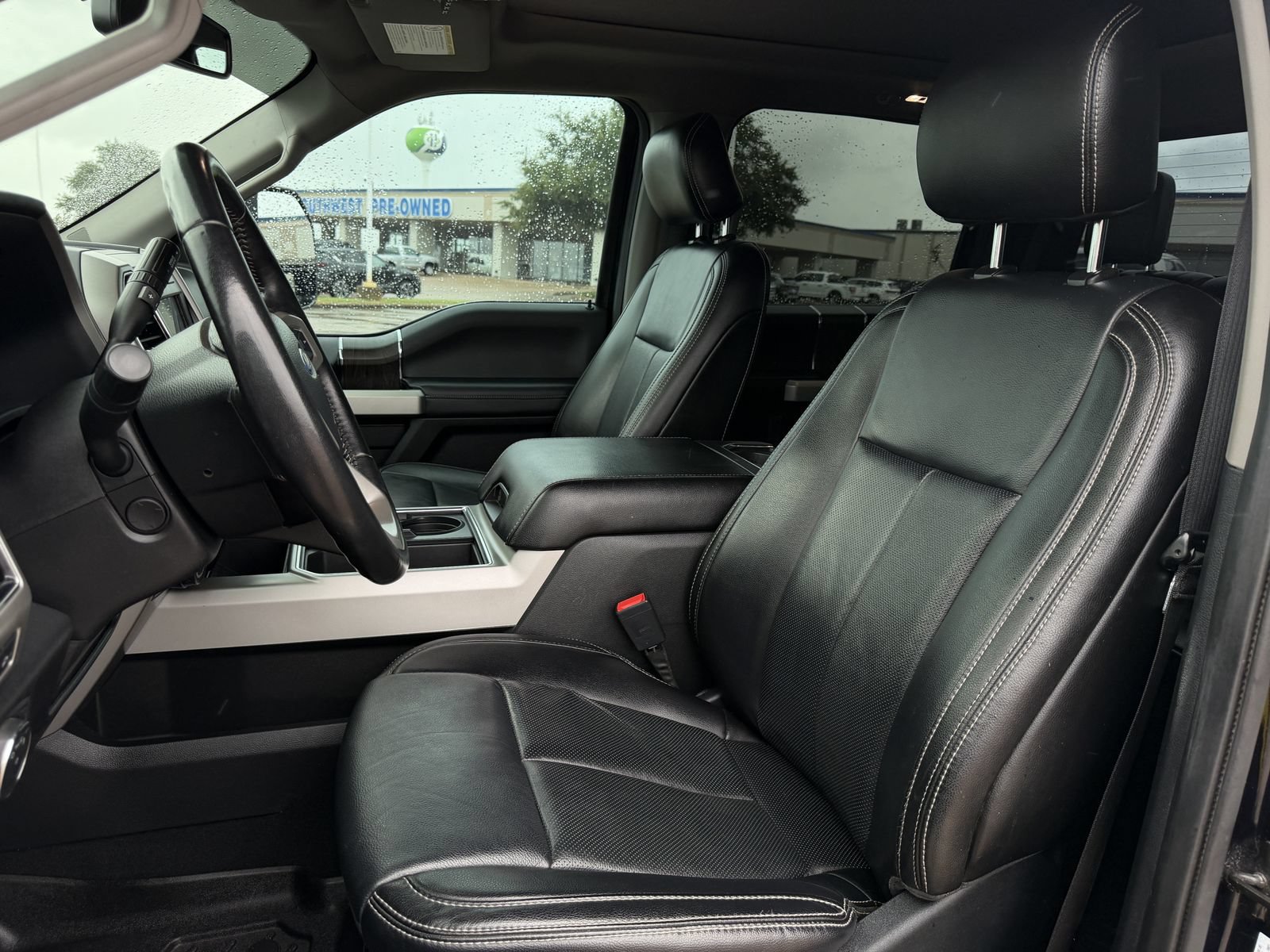 Used 2021 Ford F350 Lariat w/ Lariat Ultimate Package AWD/4WD image 10