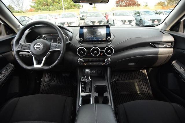 Used 2024 Nissan Sentra SV image 8