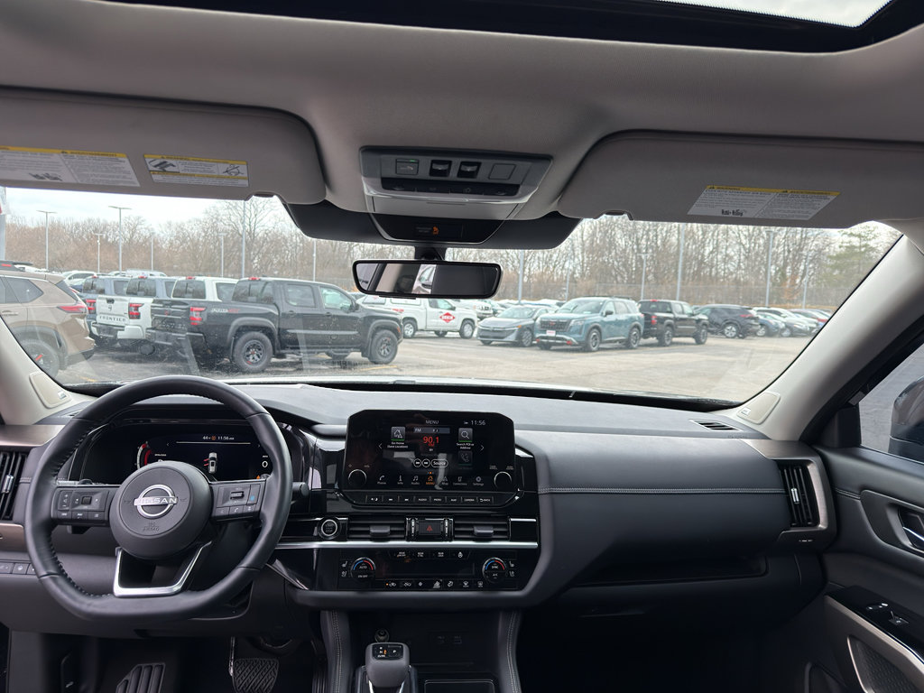 Used 2023 Nissan Pathfinder Platinum w/ Lighting Package (N93) image 28