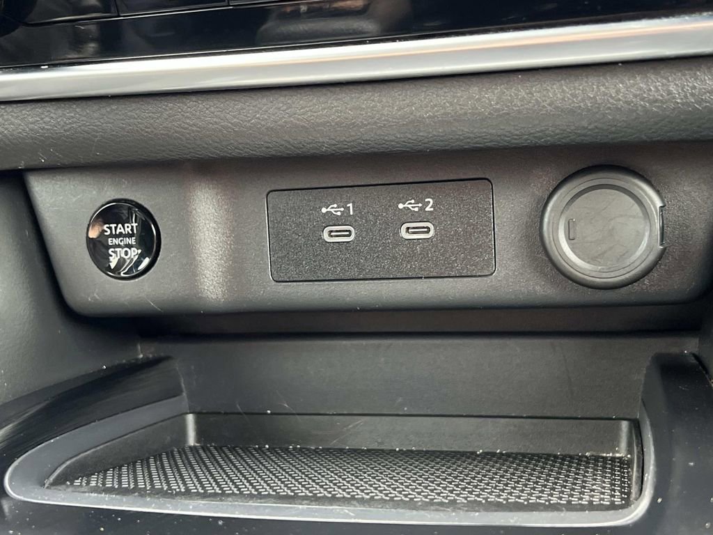 Used 2024 Nissan Rogue S image 21