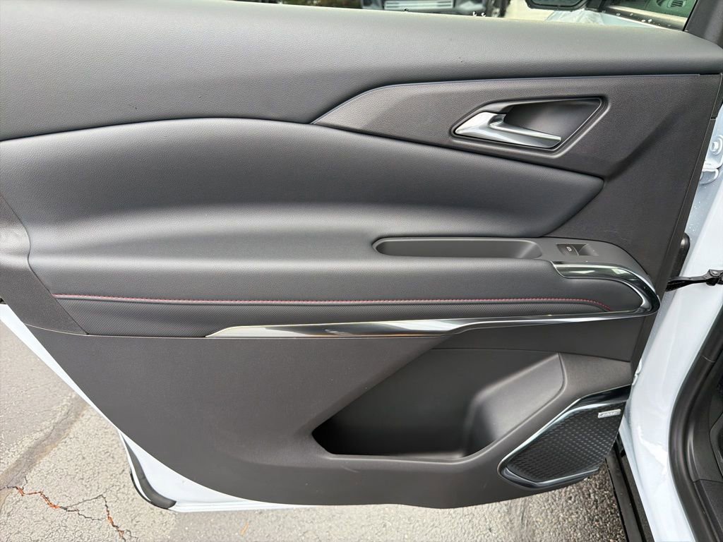 New 2026 Chevrolet Traverse RS w/ LPO, Floor Liner Package image 41