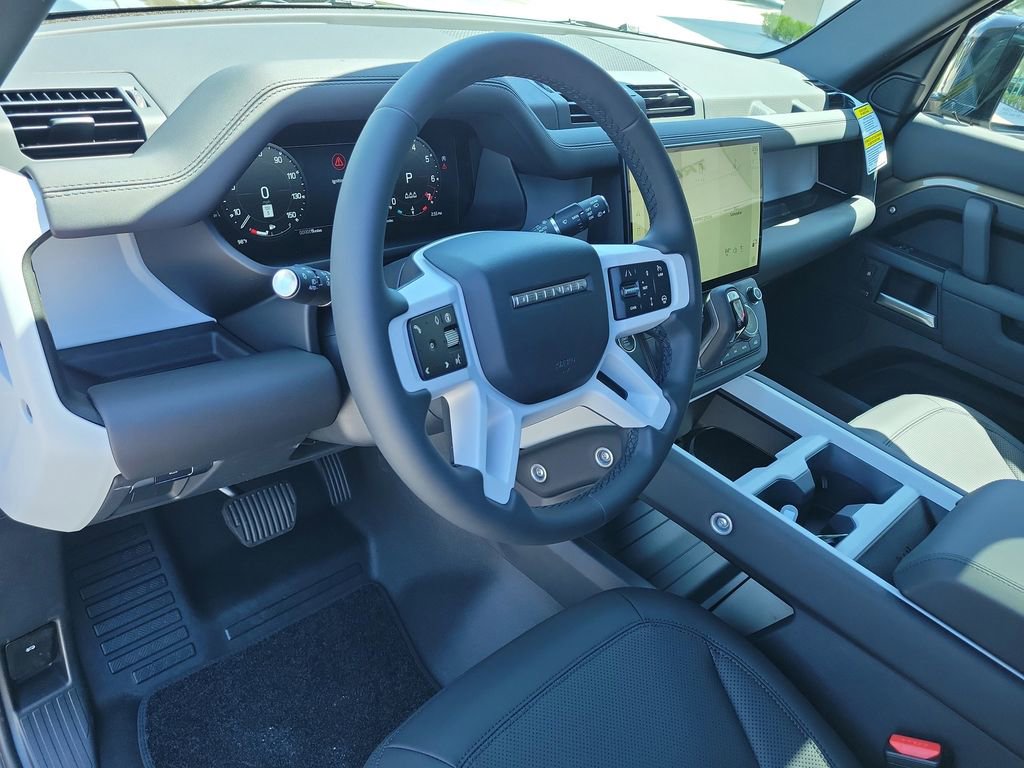New 2026 Land Rover Defender 110 X-Dynamic SE AWD/4WD image 24