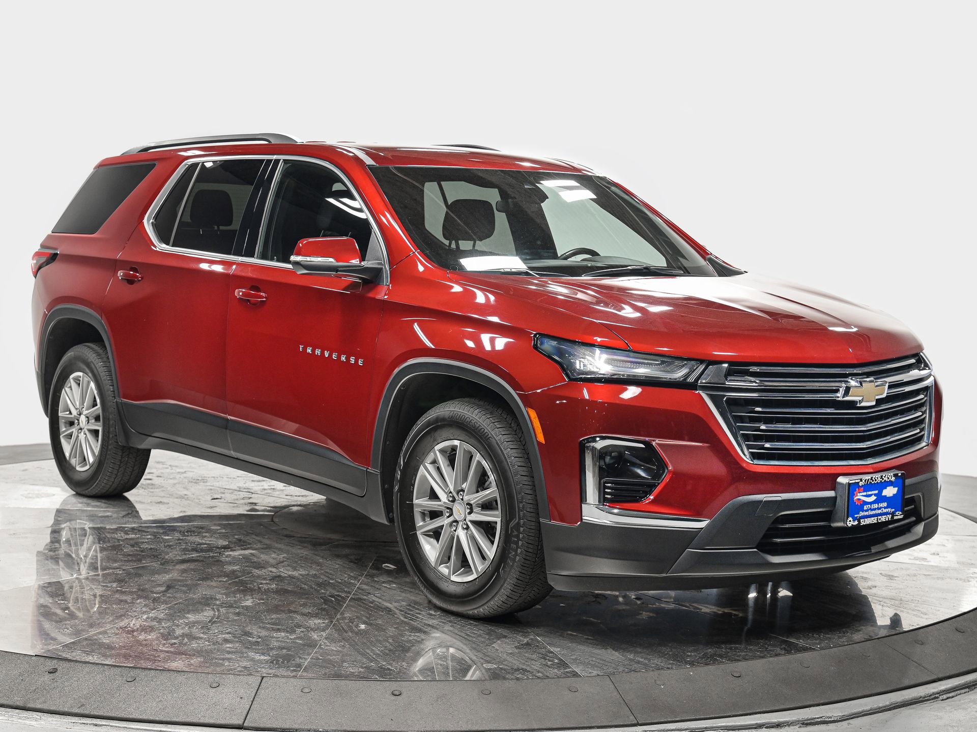 Used 2023 Chevrolet Traverse LT w/ LPO, Floor Liner Package image 9