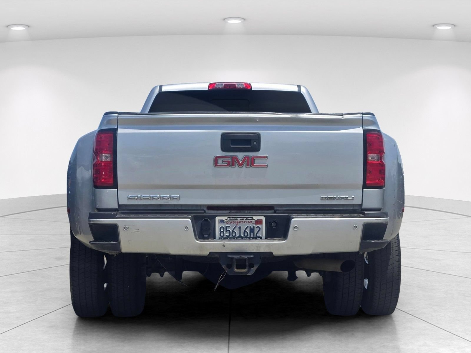 Used 2018 GMC Sierra 3500 Denali AWD/4WD image 4