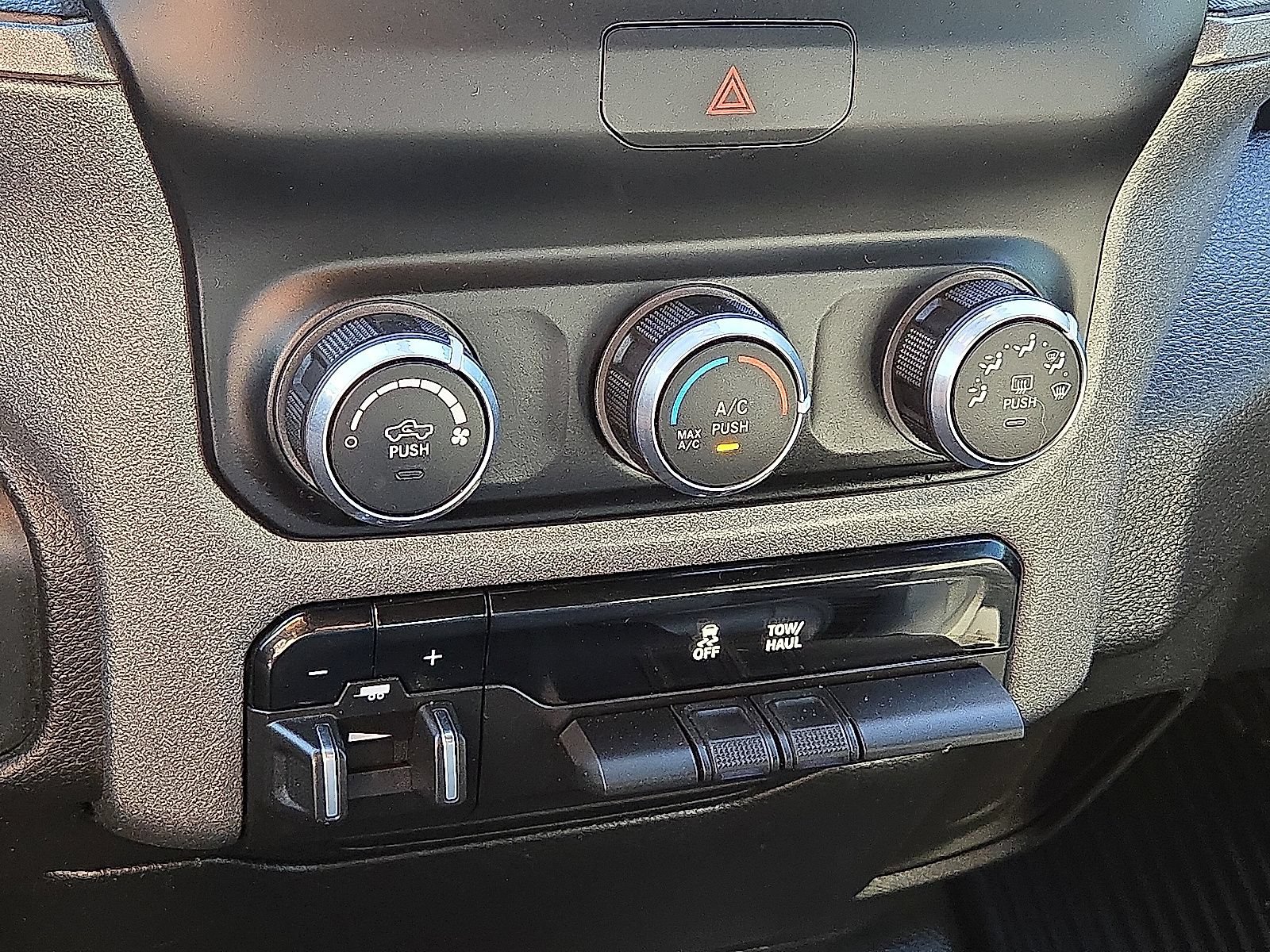Used 2023 RAM 1500 Tradesman w/ Tradesman Group AWD/4WD image 28