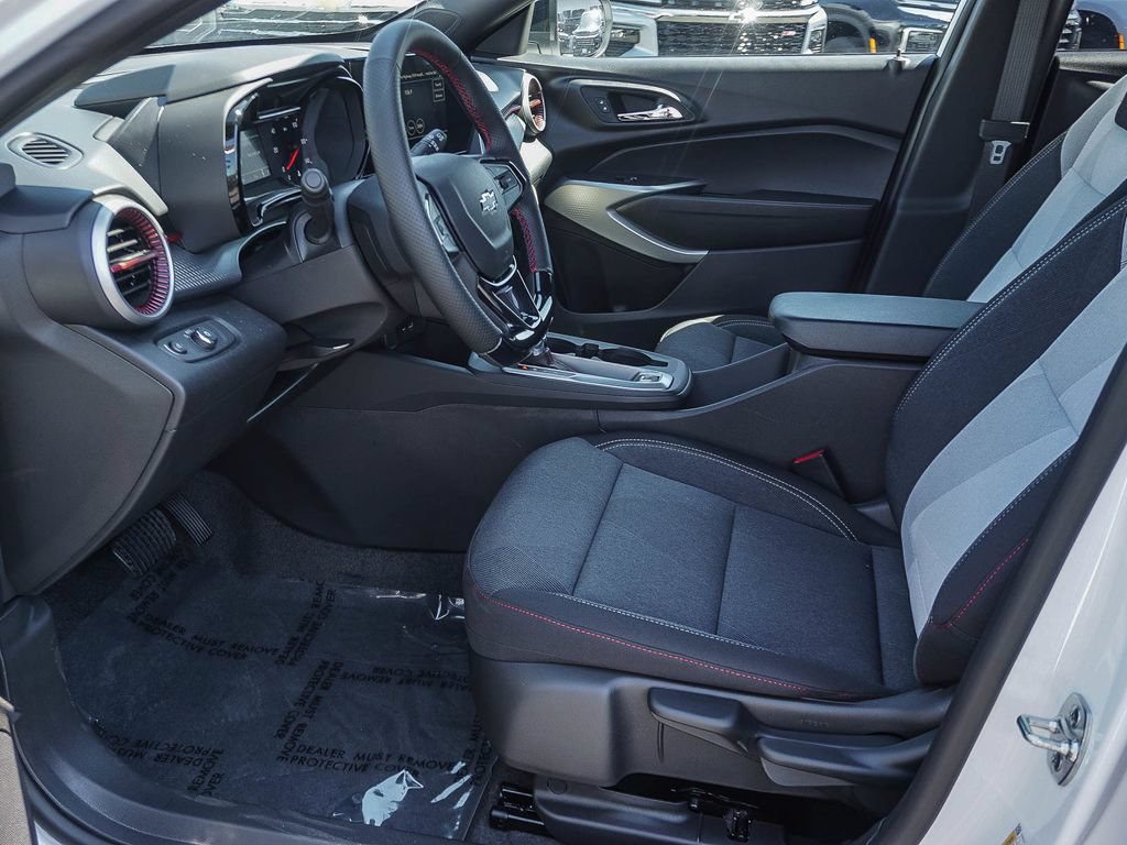 New 2026 Chevrolet Trax RS w/ Driver Confidence Package FWD image 17