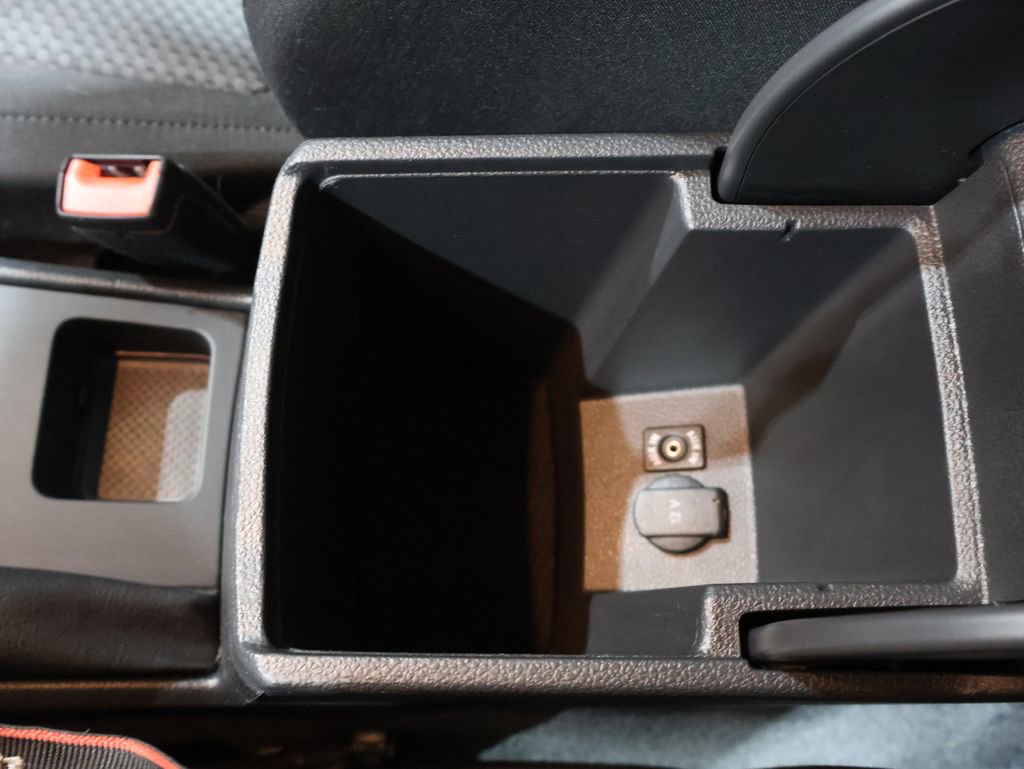 Used 2015 Volkswagen Passat 1.8T S image 27