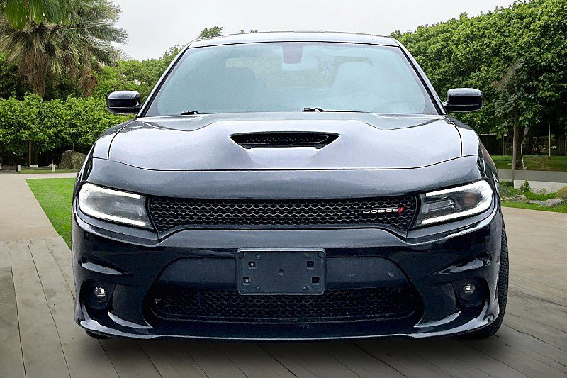 Used 2019 Dodge Charger GT RWD image 2