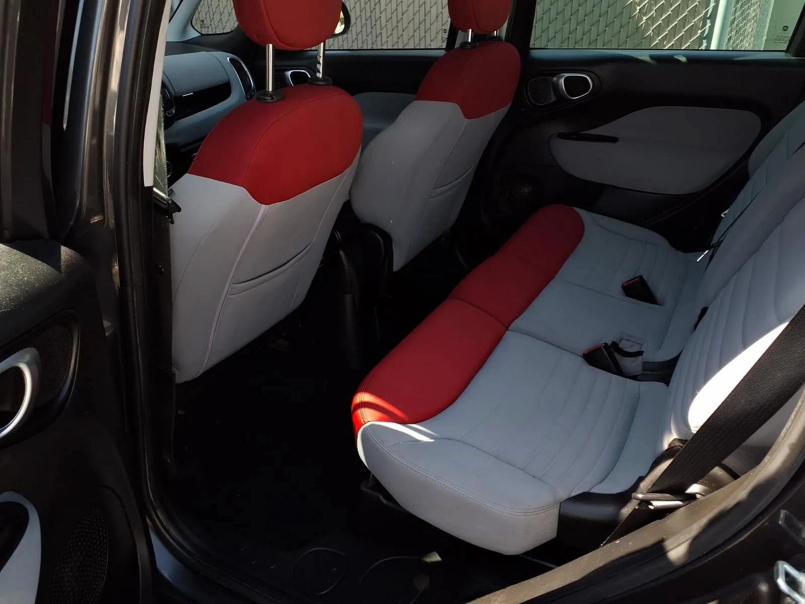 Used 2014 FIAT 500L Easy FWD image 21