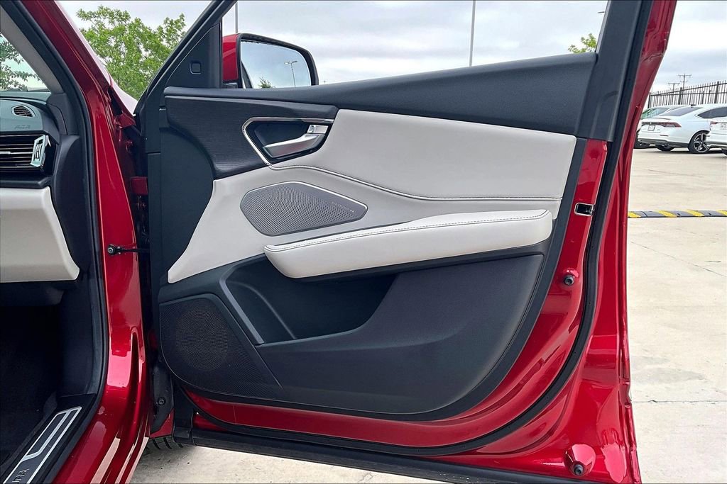 Certified 2025 Acura RDX SH-AWD w/ Advance Package image 23