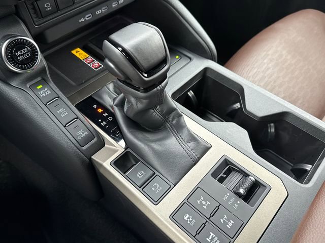 Used 2025 Toyota Land Cruiser w/ Premium Package image 25